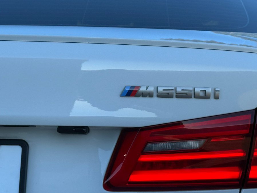 Used 2018 BMW M550i xDrive AWD/4WD image 44