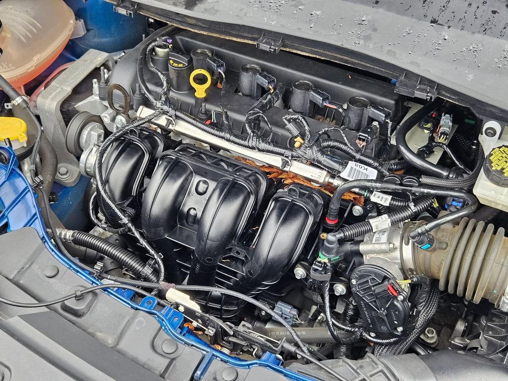 Used 2019 Ford Escape S image 37