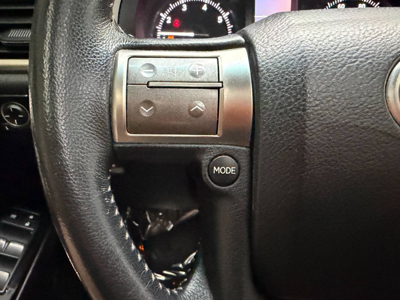 Used 2014 Lexus GX 460 AWD/4WD image 24