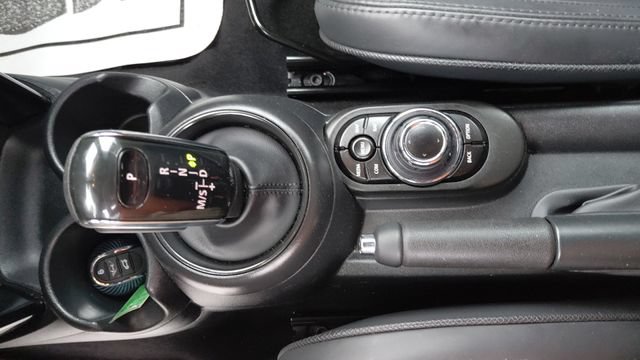 Used 2024 MINI Cooper S w/ Seaside Edition FWD image 21