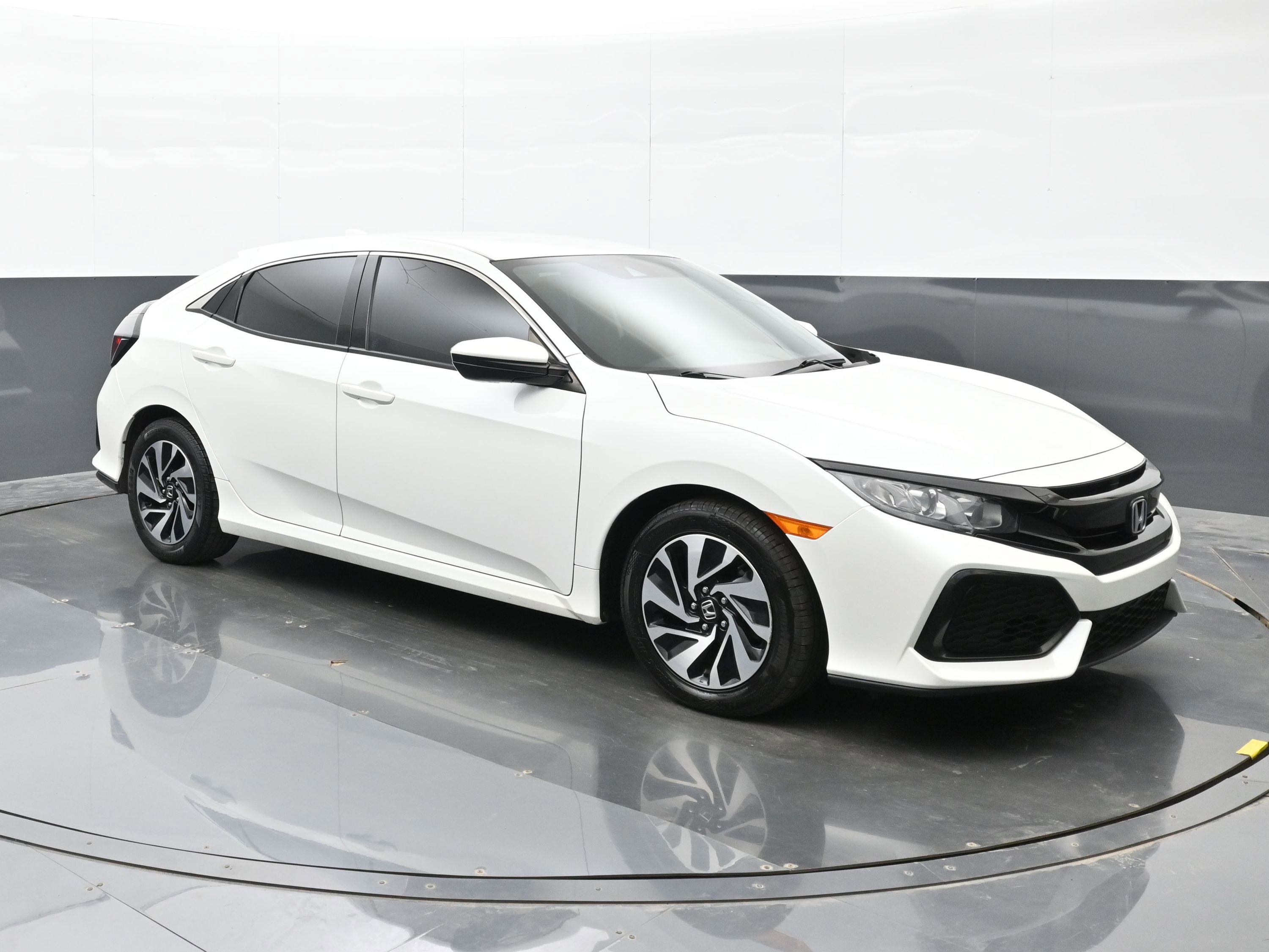 Used 2019 Honda Civic LX image 6