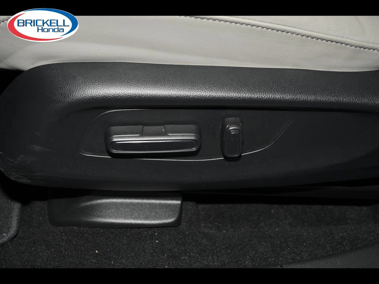 Used 2025 Honda HR-V EX-L image 23