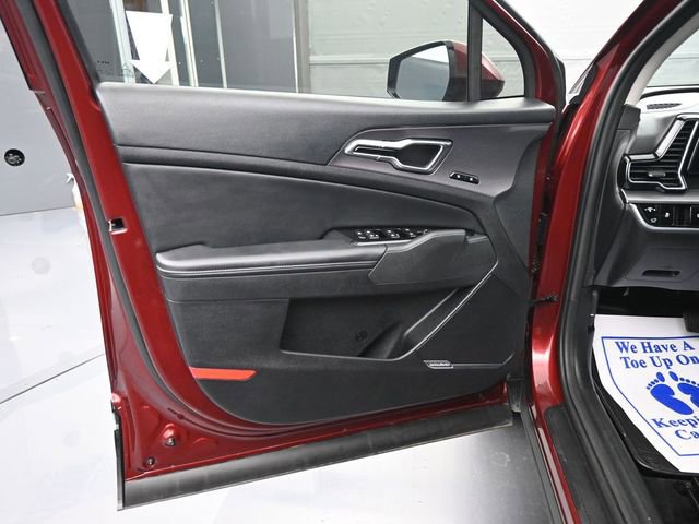 Used 2023 Kia Sportage SX image 11