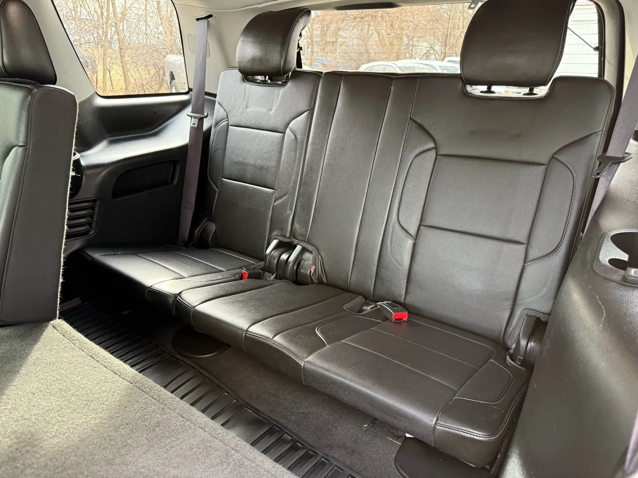 Used 2016 GMC Yukon SLT w/ Open Road Package image 16