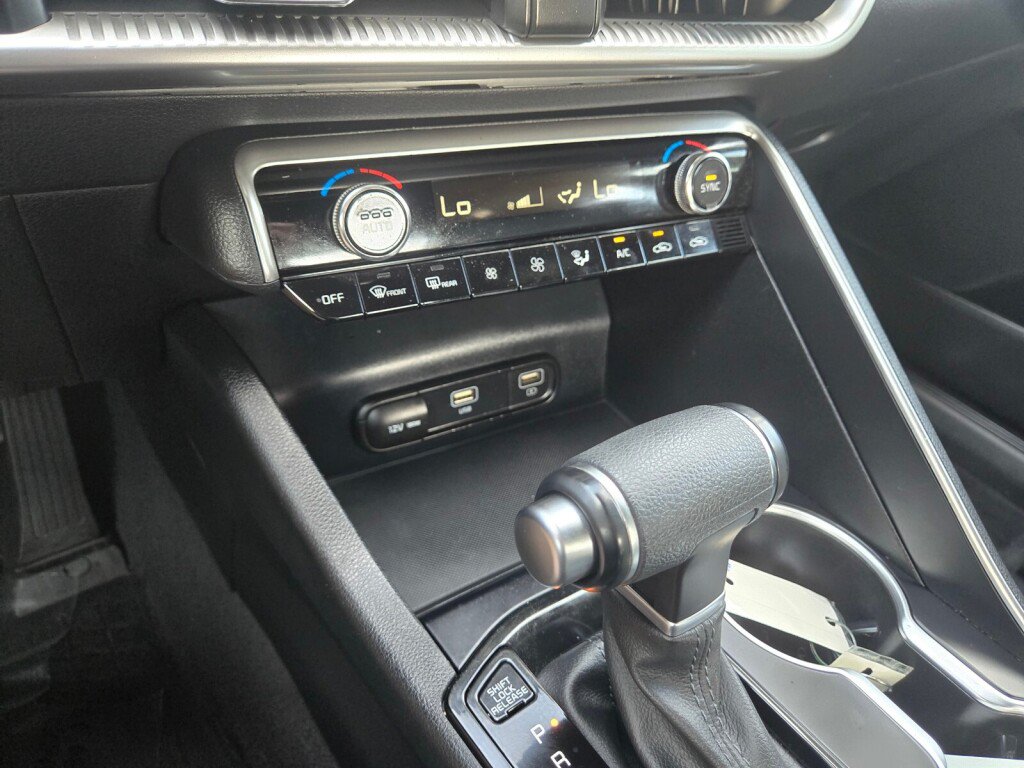 Used 2021 Kia K5 GT-Line AWD/4WD image 18