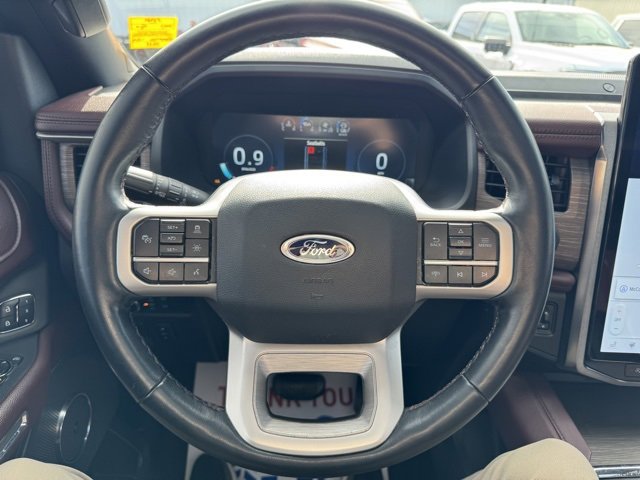 Used 2023 Ford Expedition Max Limited image 23