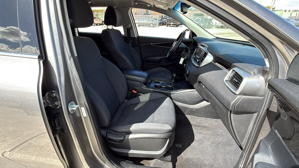 Used 2016 Kia Sorento LX w/ LX Convenience Package AWD/4WD image 40