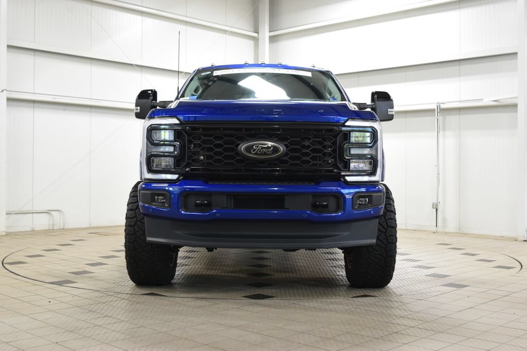 Used 2026 Ford F250 Lariat w/ Black Appearance Package AWD/4WD image 2