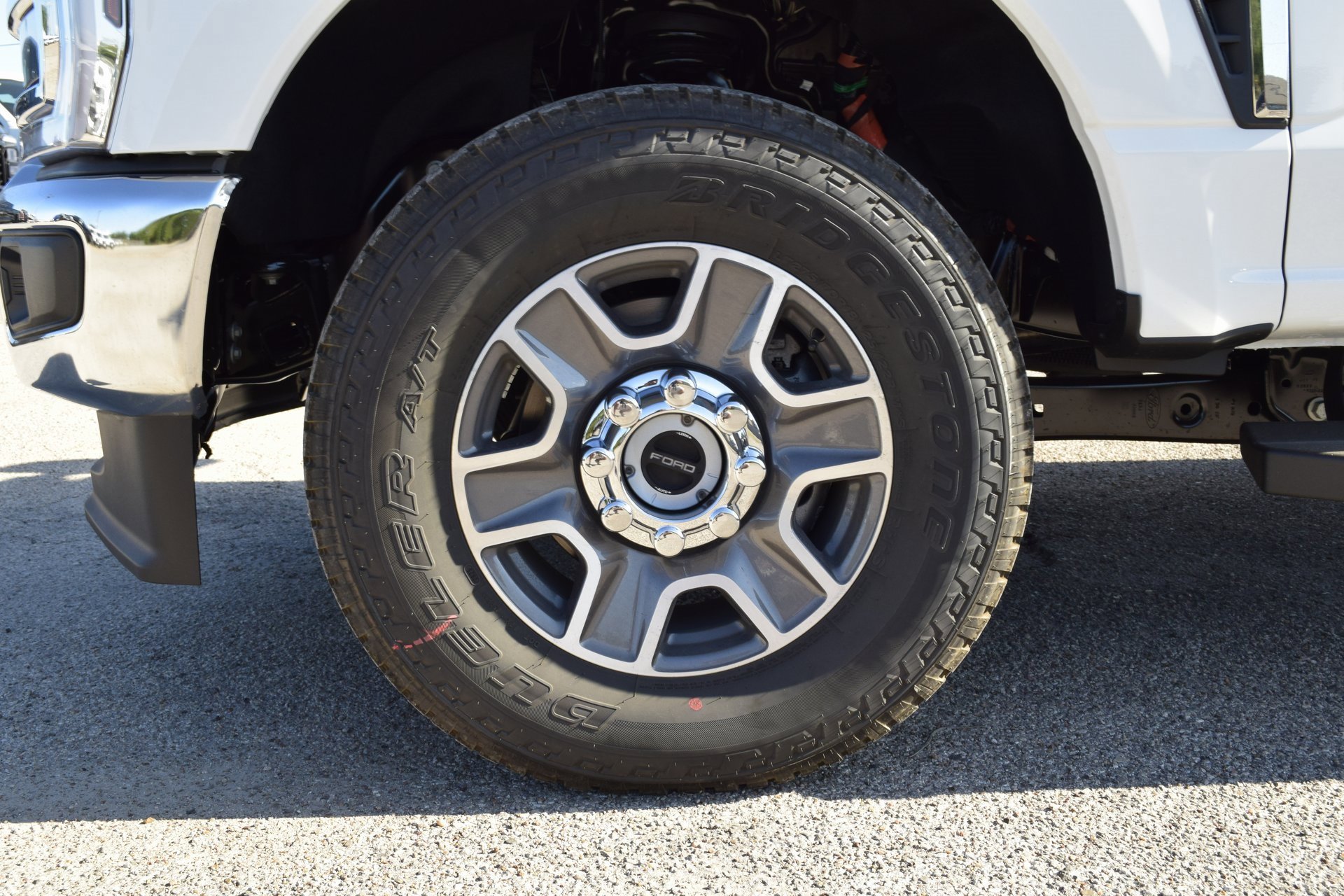 New 2026 Ford F250 Lariat w/ FX4 Off-Road Package image 25