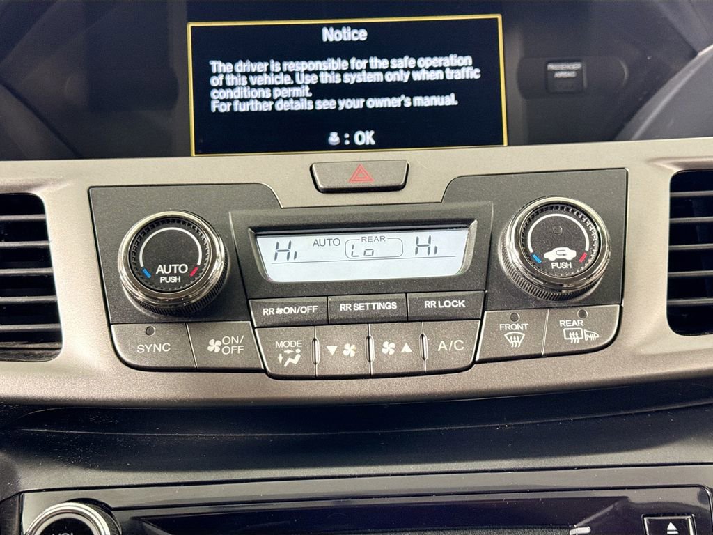 Used 2016 Honda Odyssey SE image 15