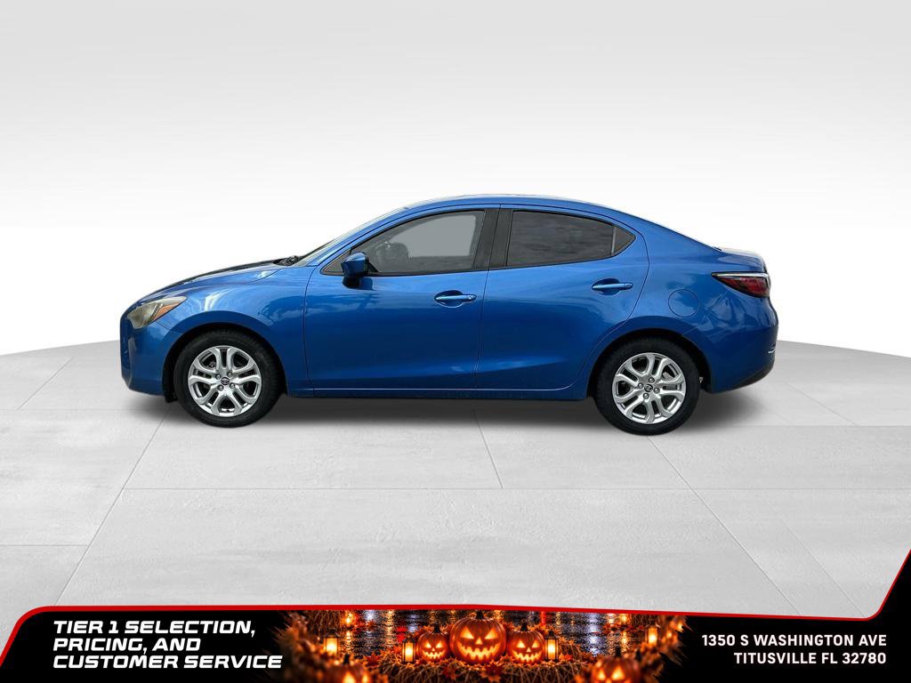 Used 2017 Toyota Yaris iA FWD image 3