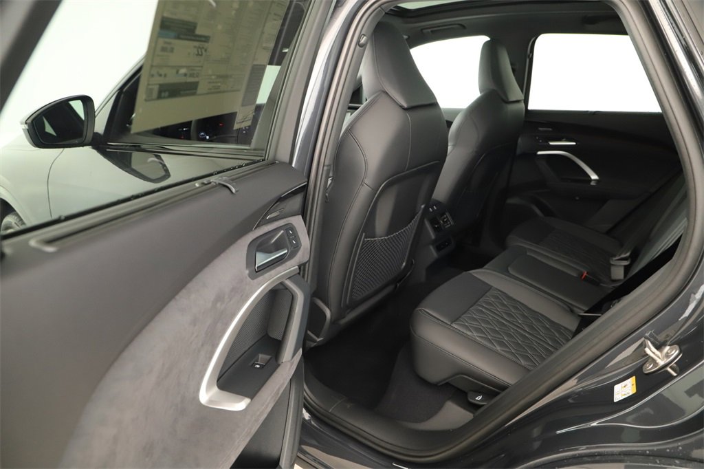 New 2025 Audi SQ5 Premium Plus image 26