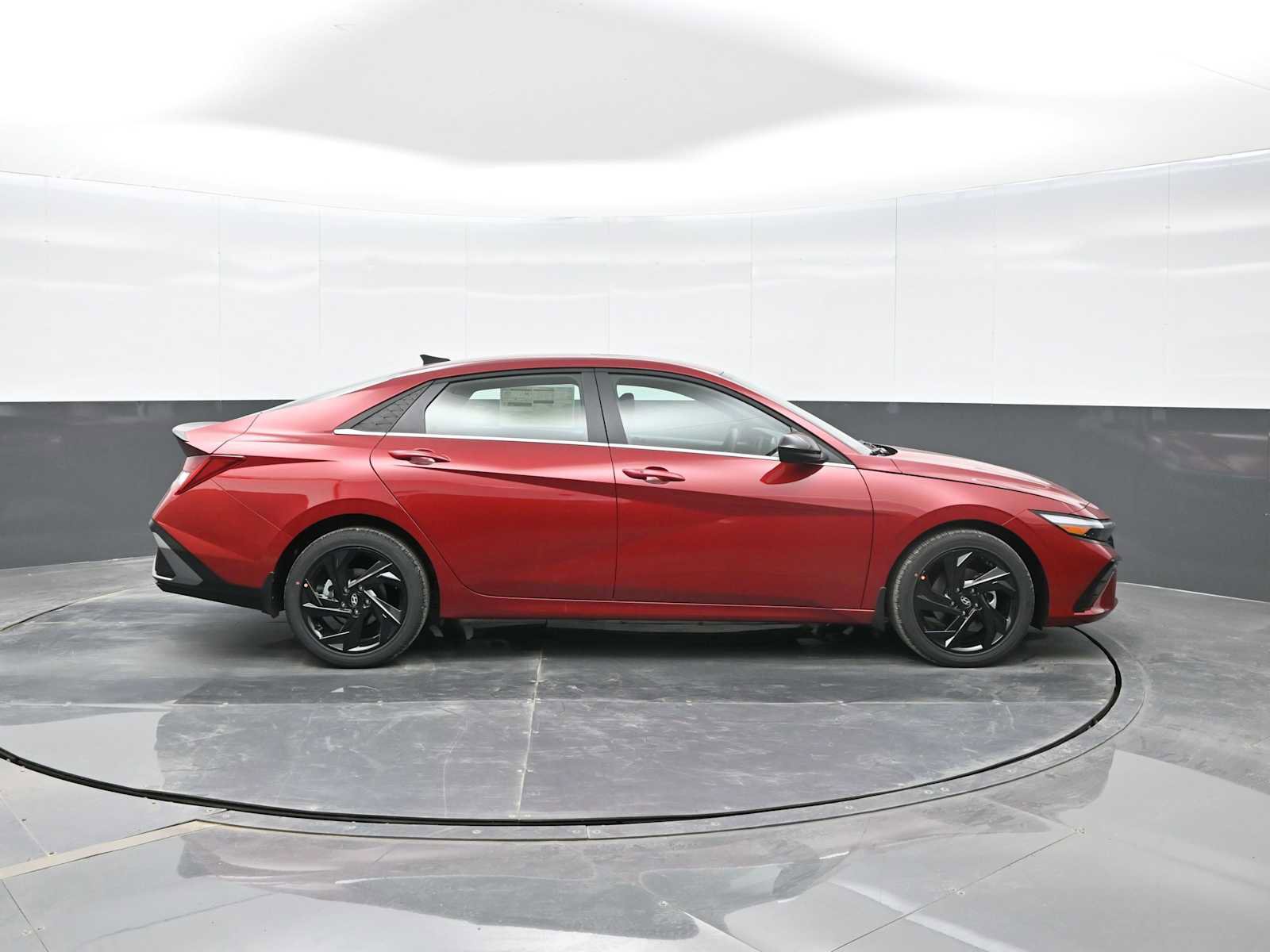 New 2026 Hyundai Elantra SEL Sport Premium image 9