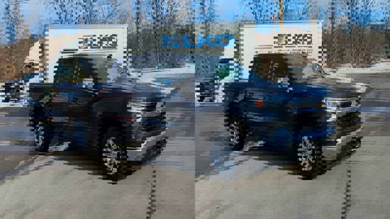 Certified 2023 Chevrolet Silverado 1500 LT image 2