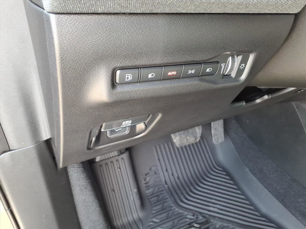 New 2026 Jeep Cherokee Laredo AWD/4WD image 9