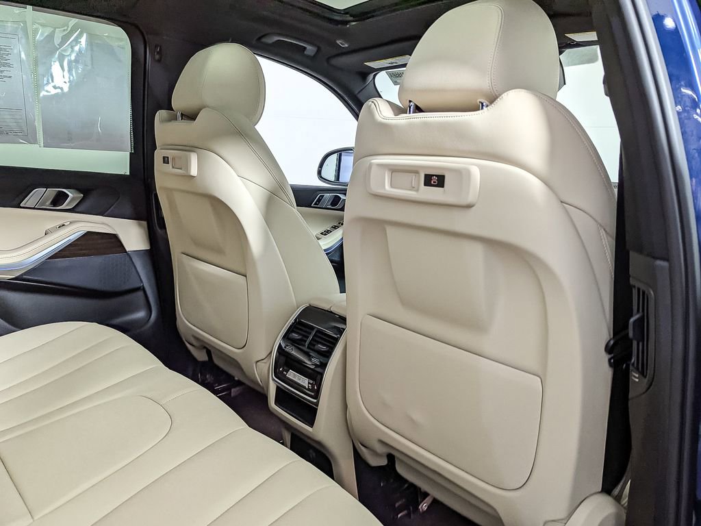 Used 2021 BMW X5 xDrive40i w/ Convenience Package image 38