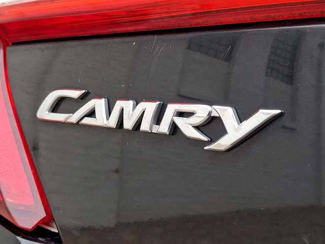 Used 2014 Toyota Camry LE FWD image 29