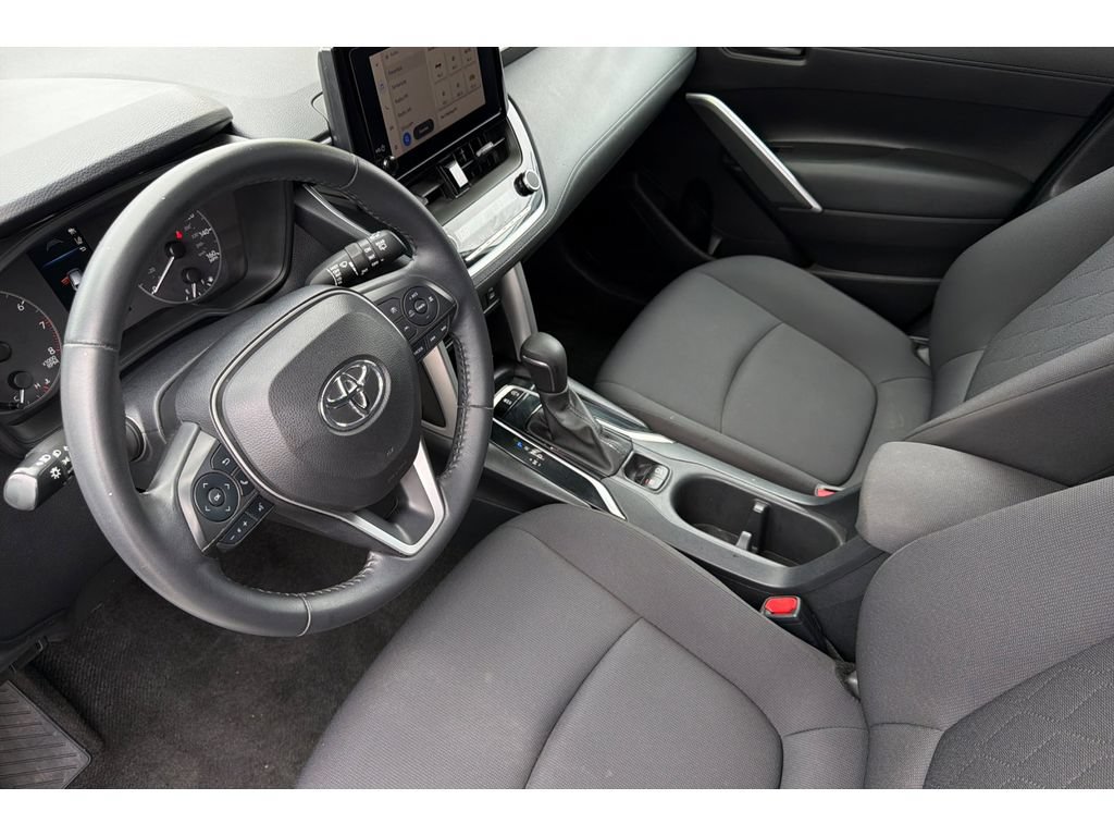 Used 2023 Toyota Corolla Cross LE w/ Moonroof Package AWD/4WD image 10