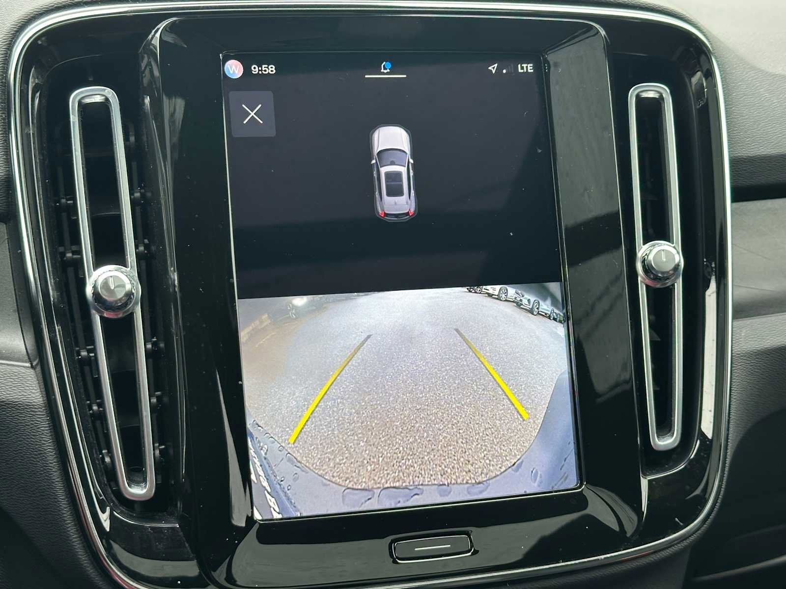 Certified 2023 Volvo XC40 Recharge Ultimate w/ Protection Package Premier AWD/4WD image 27