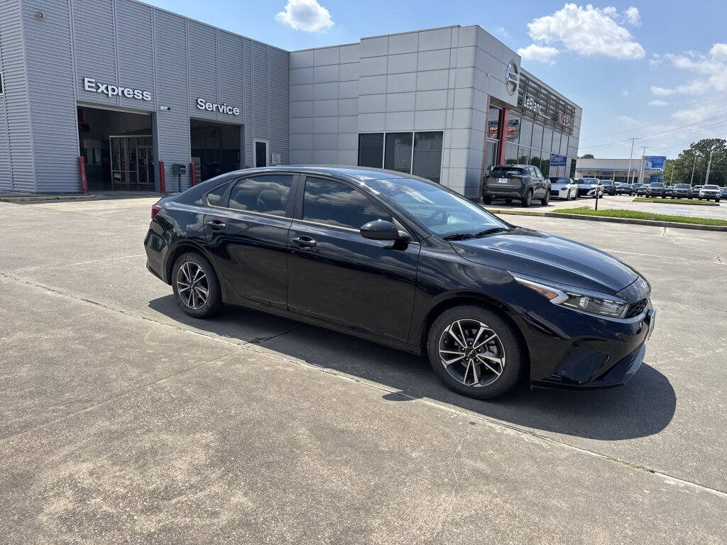Certified 2023 Kia Forte LXS FWD image 9