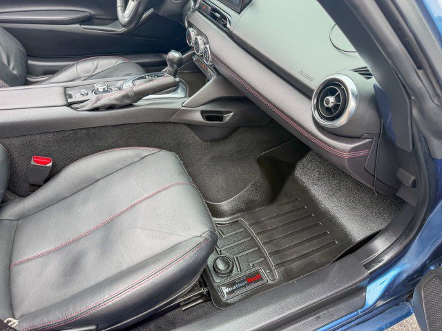 Used 2018 MAZDA MX-5 Miata RF Grand Touring RWD image 14