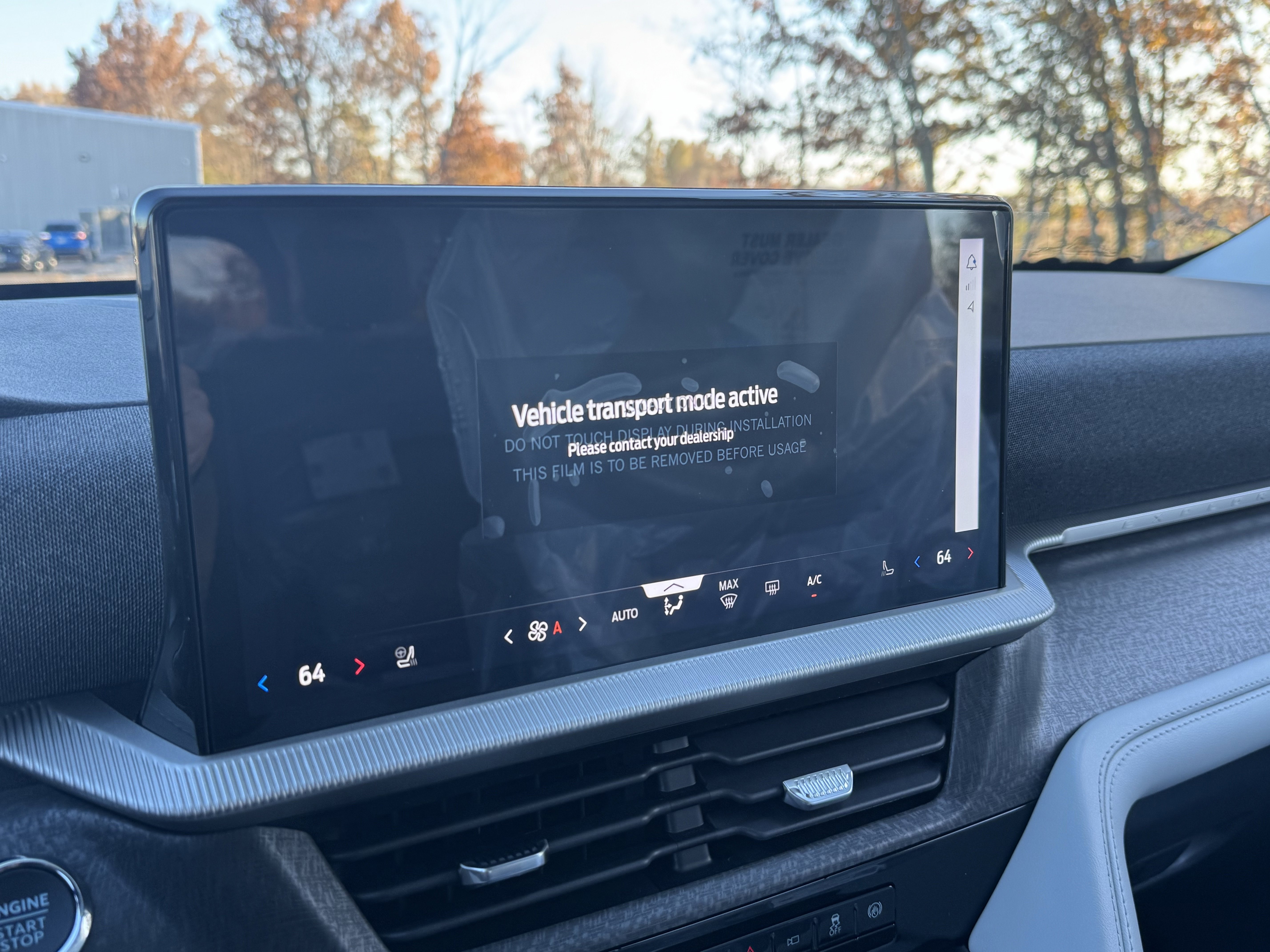 New 2026 Ford Explorer Platinum w/ LUX Leather Package AWD/4WD image 17