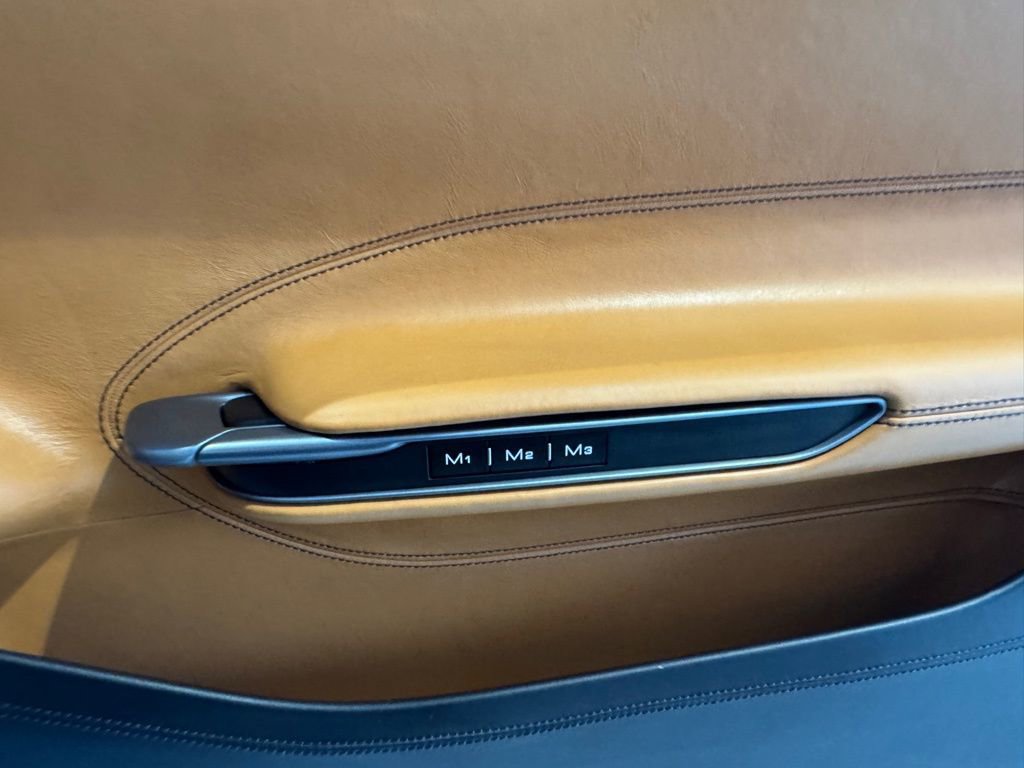 Used 2018 Ferrari GTC4Lusso T image 31