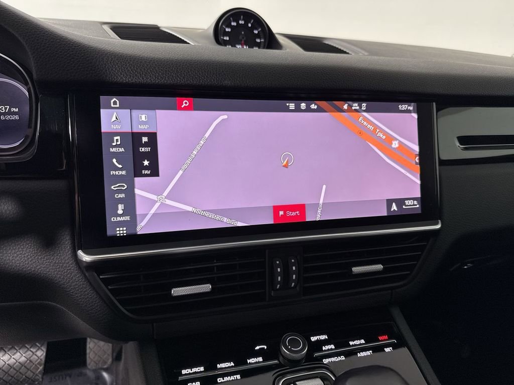 Certified 2021 Porsche Cayenne Coupe image 26