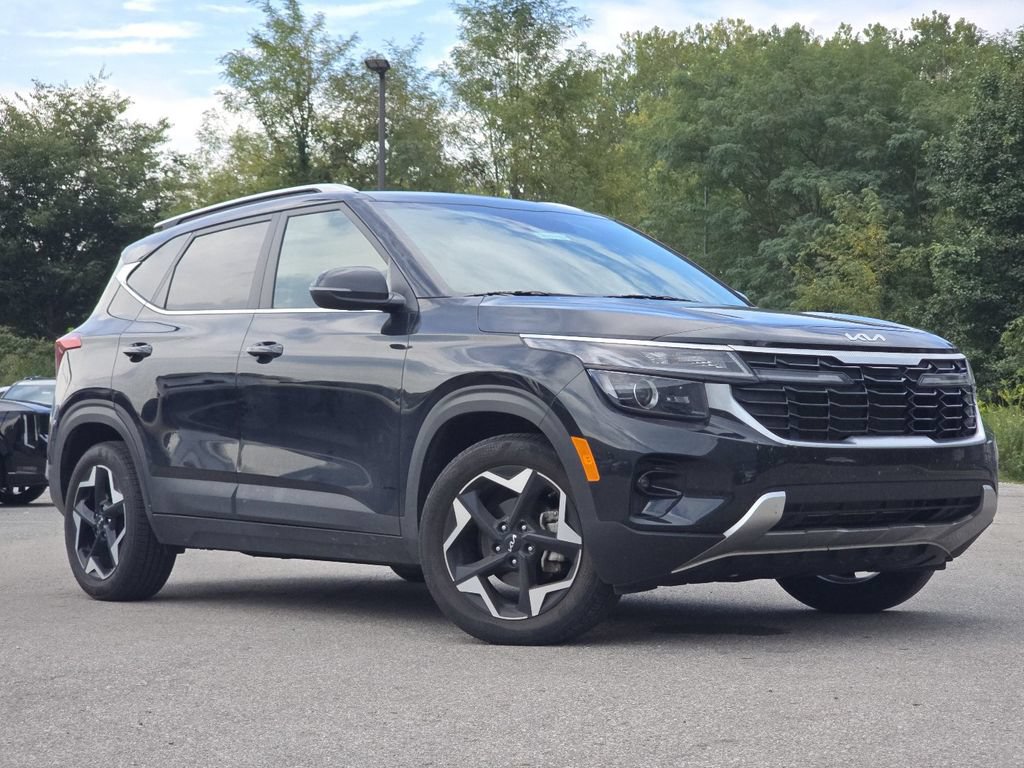 Used 2024 Kia Seltos EX