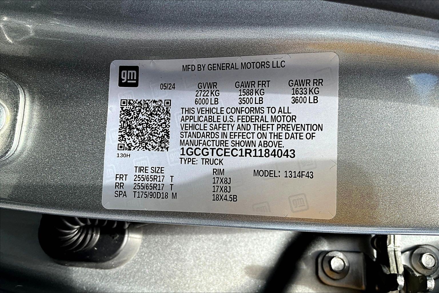 Used 2024 Chevrolet Colorado LT w/ LT Convenience Package image 12