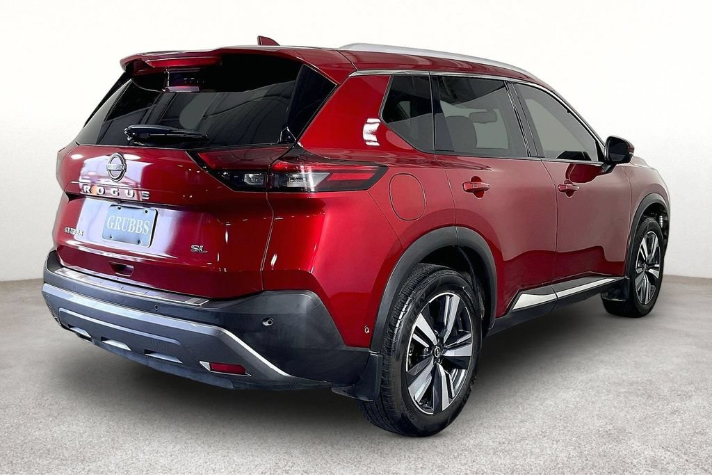 Used 2023 Nissan Rogue SL w/ SL Premium Package FWD image 2