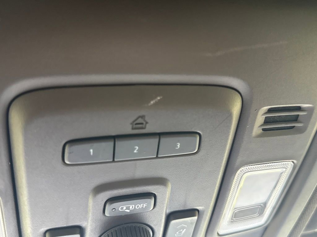 Used 2024 Chevrolet Tahoe LT image 22