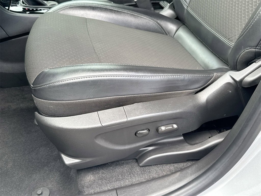 Used 2019 Buick Encore Preferred image 18
