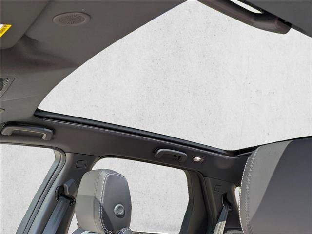 New 2026 Land Rover Discovery Sport Landmark AWD/4WD image 15