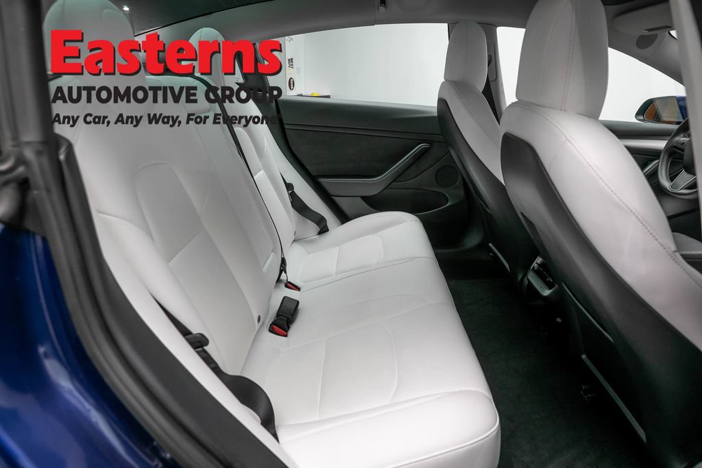 Used 2023 Tesla Model 3 Standard Range RWD image 17
