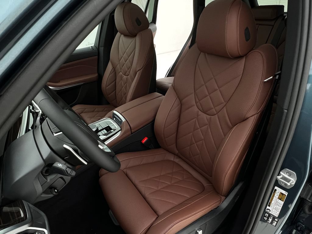 New 2026 BMW X5 xDrive40i w/ Premium Package AWD/4WD image 8