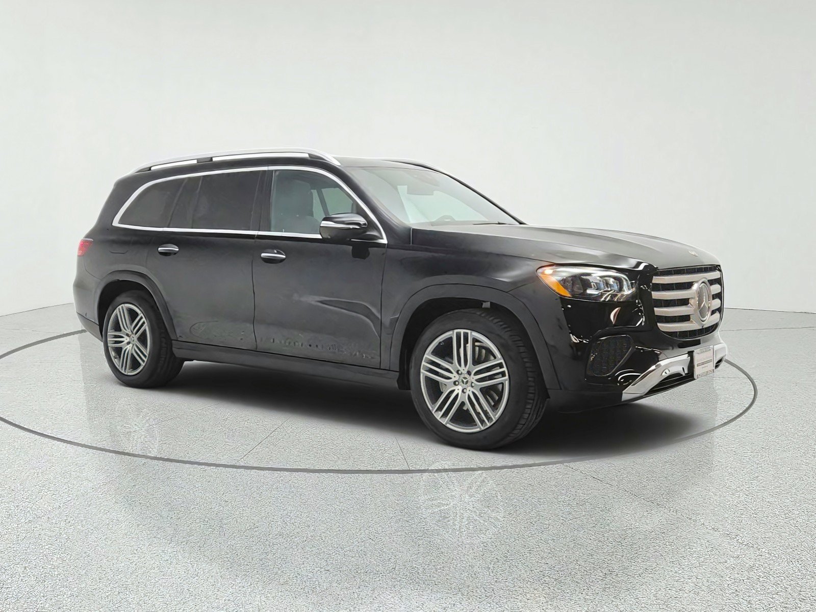 Certified 2024 Mercedes-Benz GLS 450 4MATIC image 3