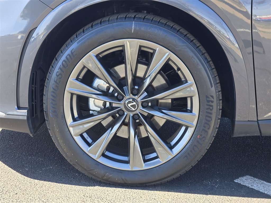 Used 2025 Lexus RX 350 F Sport w/ Convenience Package image 13