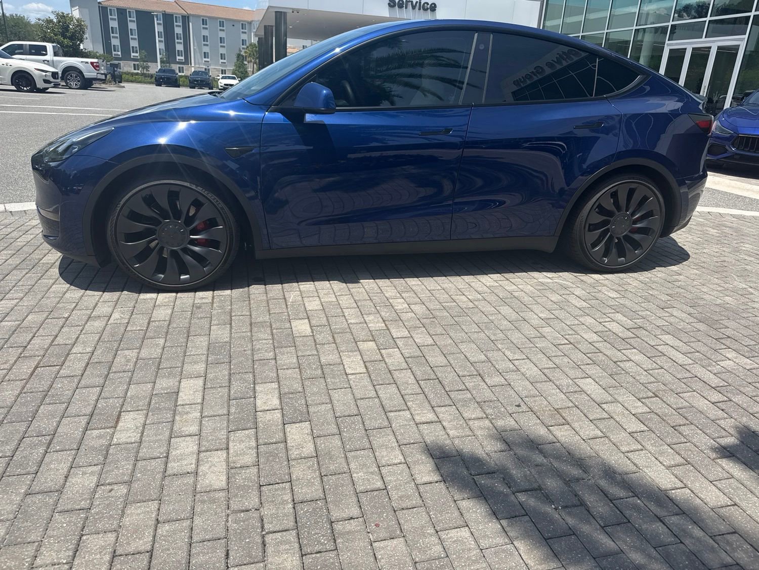 Used 2023 Tesla Model Y Performance AWD/4WD image 33