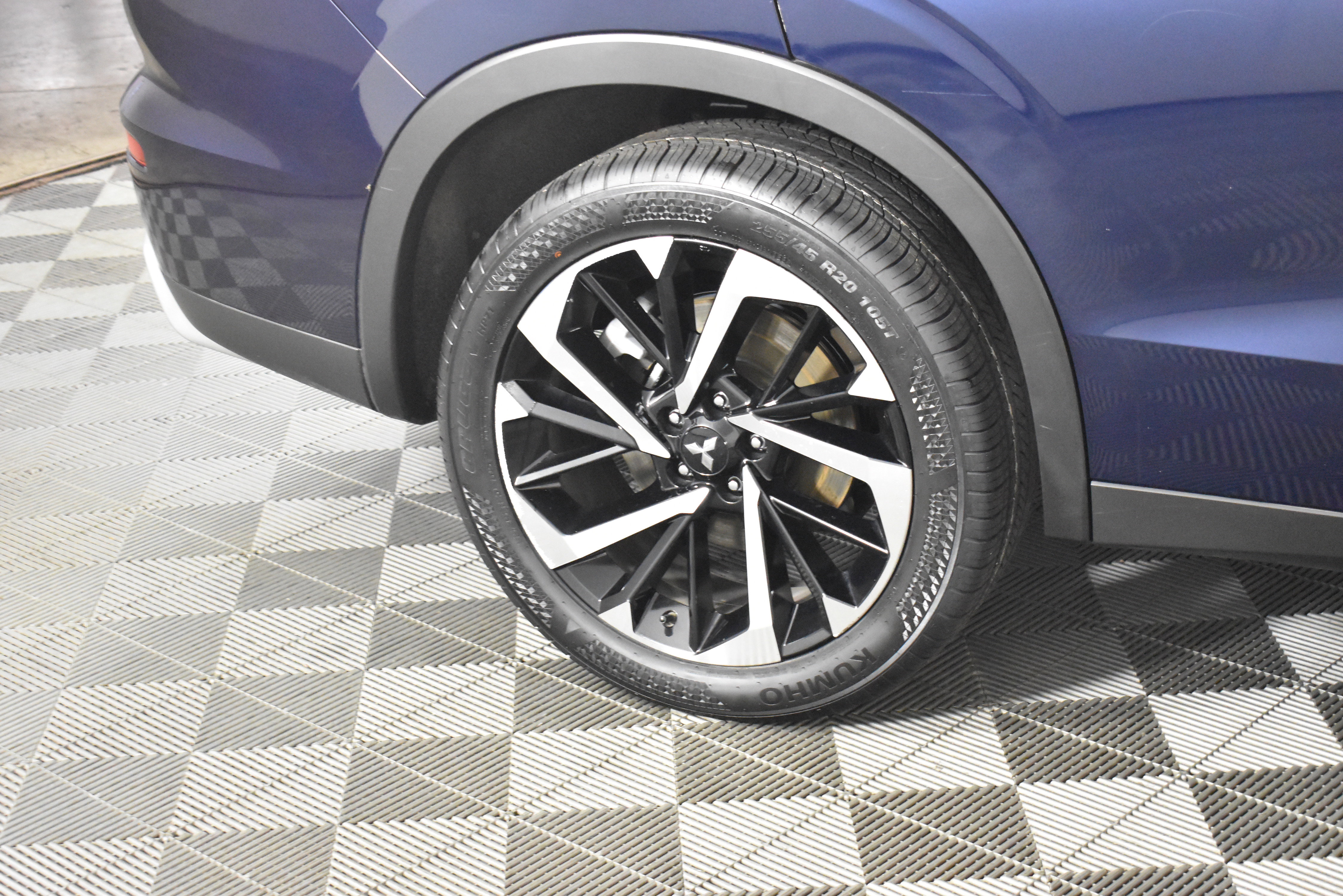 Used 2023 Mitsubishi Outlander SE image 55