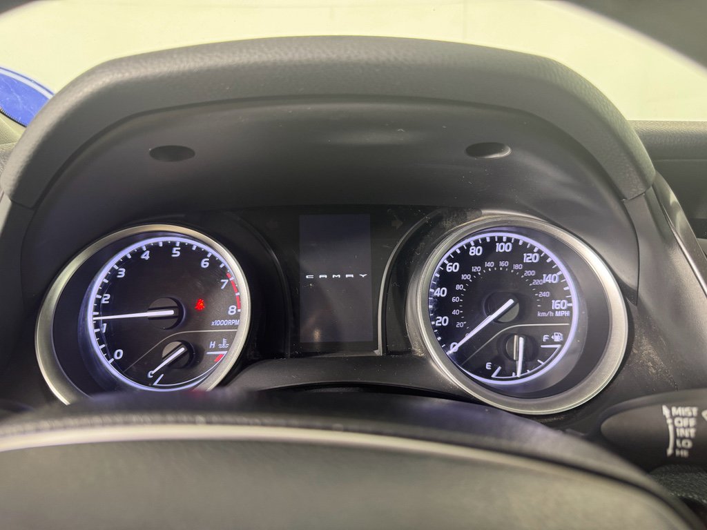 Used 2021 Toyota Camry LE image 23