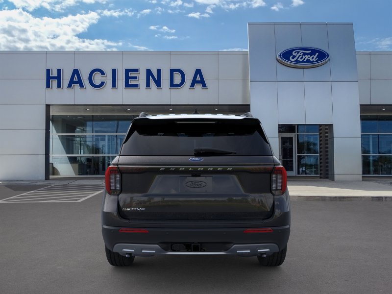 New 2026 Ford Explorer Active w/ Active Comfort Package RWD image 5