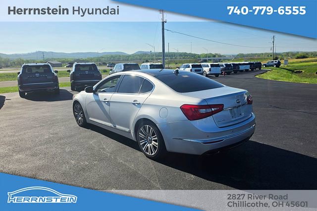 Used 2016 Kia Cadenza Premium image 5