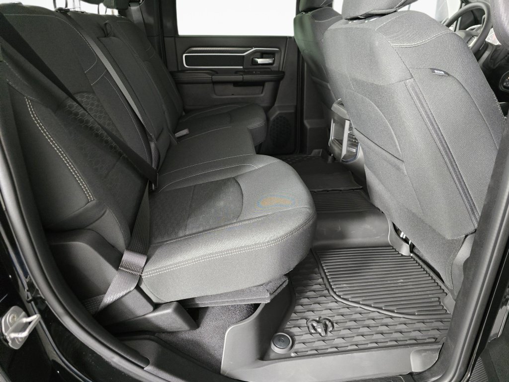 New 2026 RAM 3500 Big Horn AWD/4WD image 25