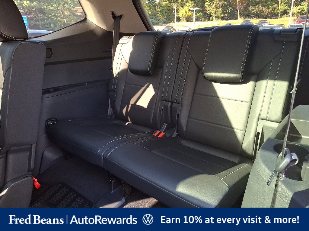 Used 2023 Volkswagen Atlas SE w/ Panoramic Sunroof Package AWD/4WD image 14
