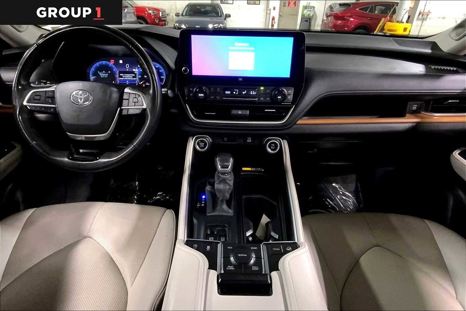 Used 2024 Toyota Grand Highlander Limited image 16