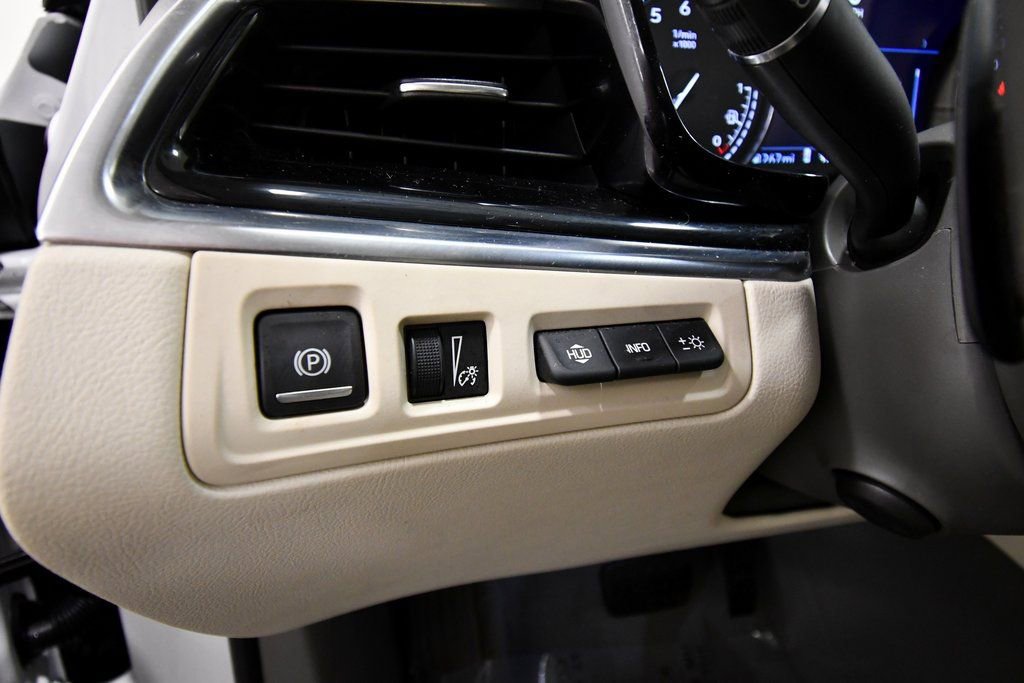 Used 2023 Cadillac XT6 Premium Luxury w/ Technology Package image 20