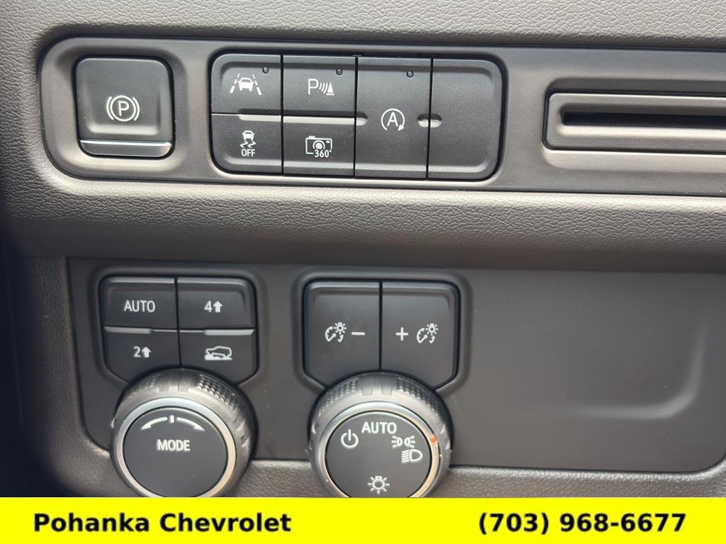 Used 2023 Chevrolet Tahoe LT w/ Luxury Package AWD/4WD image 12