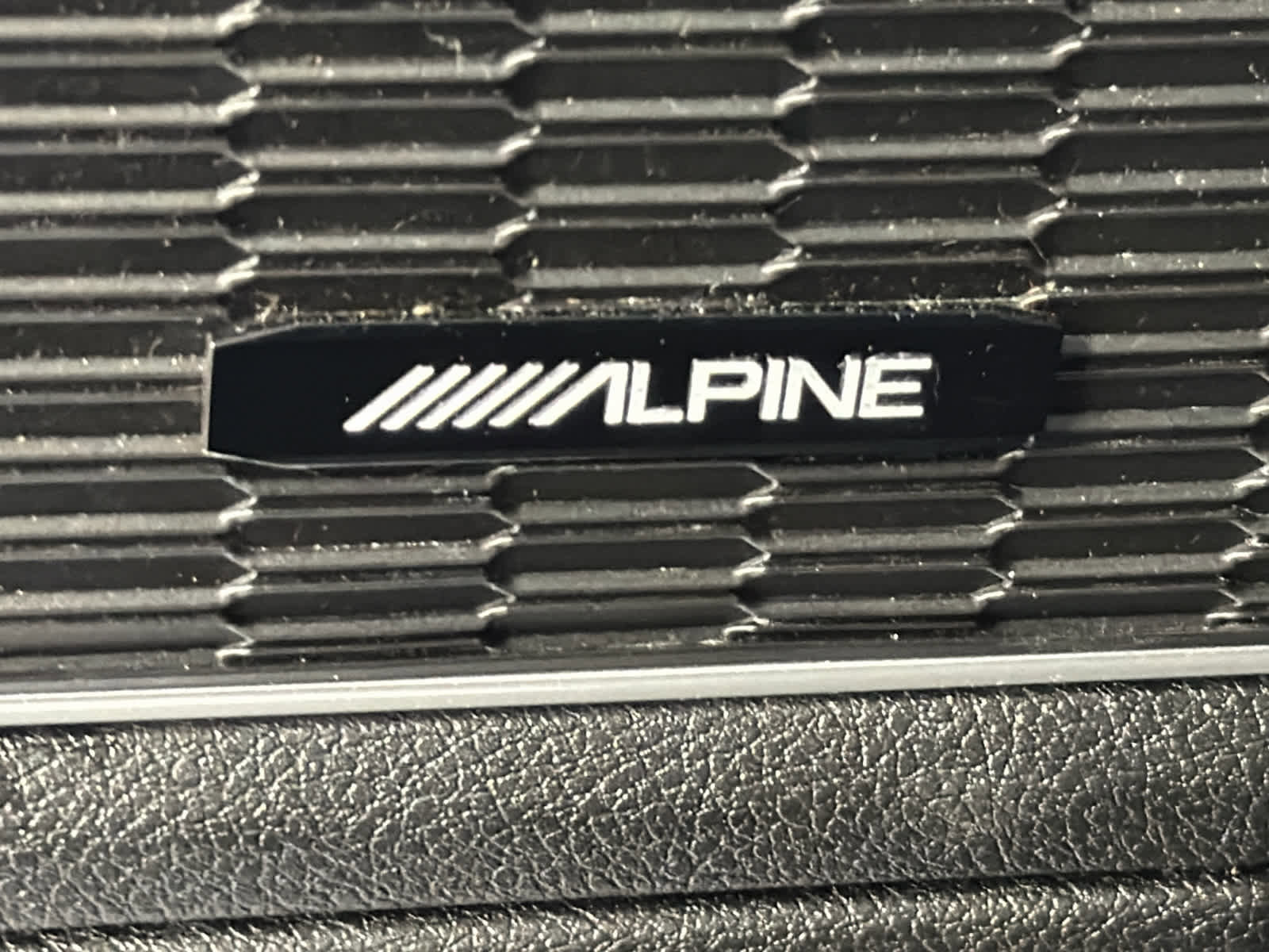 Used 2022 Jeep Grand Cherokee L Limited RWD image 18