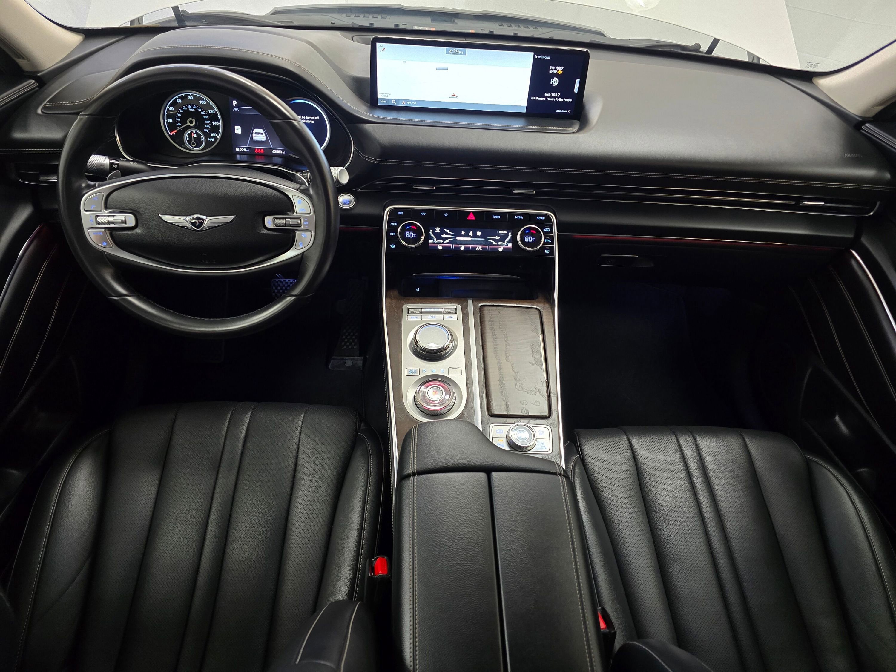 Used 2024 Genesis GV80 2.5T image 18